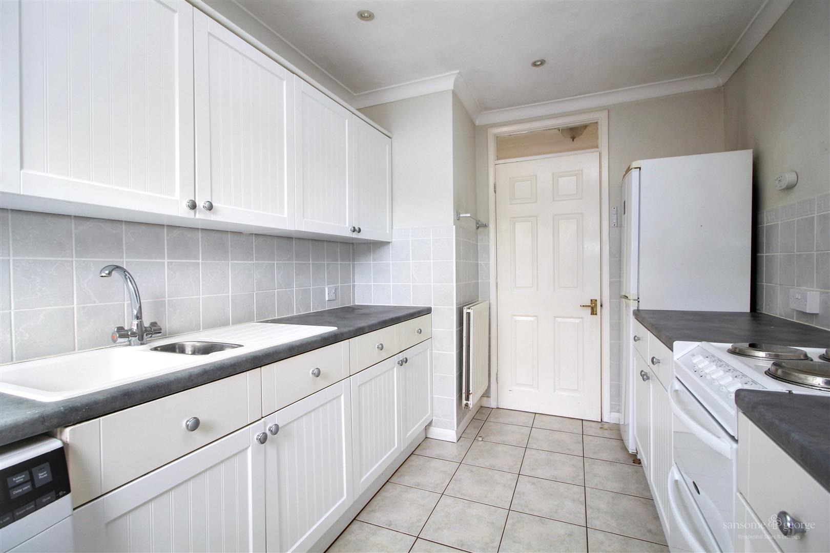 Bay Tree Rise, Calcot, Reading